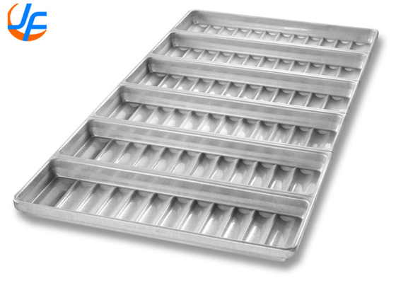 RK Bakeware چین-52435 شیشه ای نان استیک 18 قالب آلومینیزه فولادی هوت داگ بن پان تراک