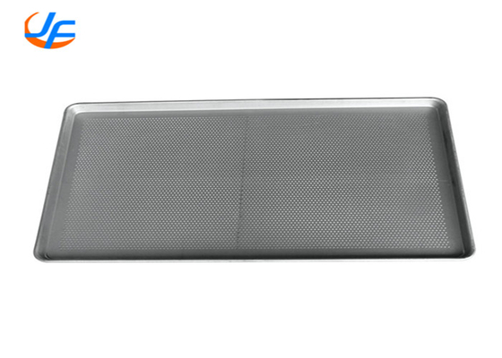 RK Bakeware China-601828 Full Size 16 Gauge 18&quot; x 26&quot; سیم در حاشیه آلومینیوم سوراخ شده