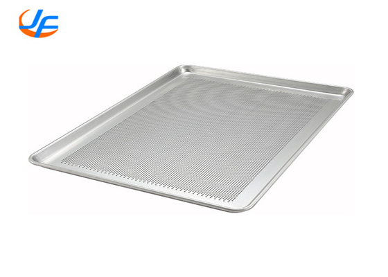 RK Bakeware China Foodservice سینی های پخت و پز آلومینیومی سوراخ شده، 600 X400mm آلومینیومی