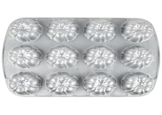 RK Bakeware China Foodservice NSF 12 کمپارتمان Bundtlette آلومینیوم کلوچه کیک کلوچه کیک درجه تجاری